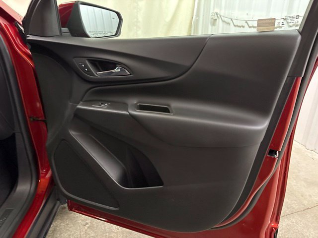 Used 2023 Chevrolet Equinox LT FWD image 27