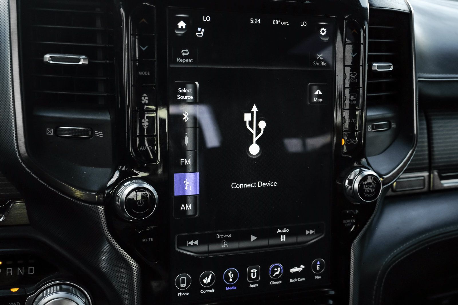 Used 2020 RAM 1500 Limited AWD/4WD image 29
