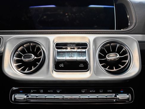 Certified 2025 Mercedes-Benz G 63 AMG 4MATIC image 27