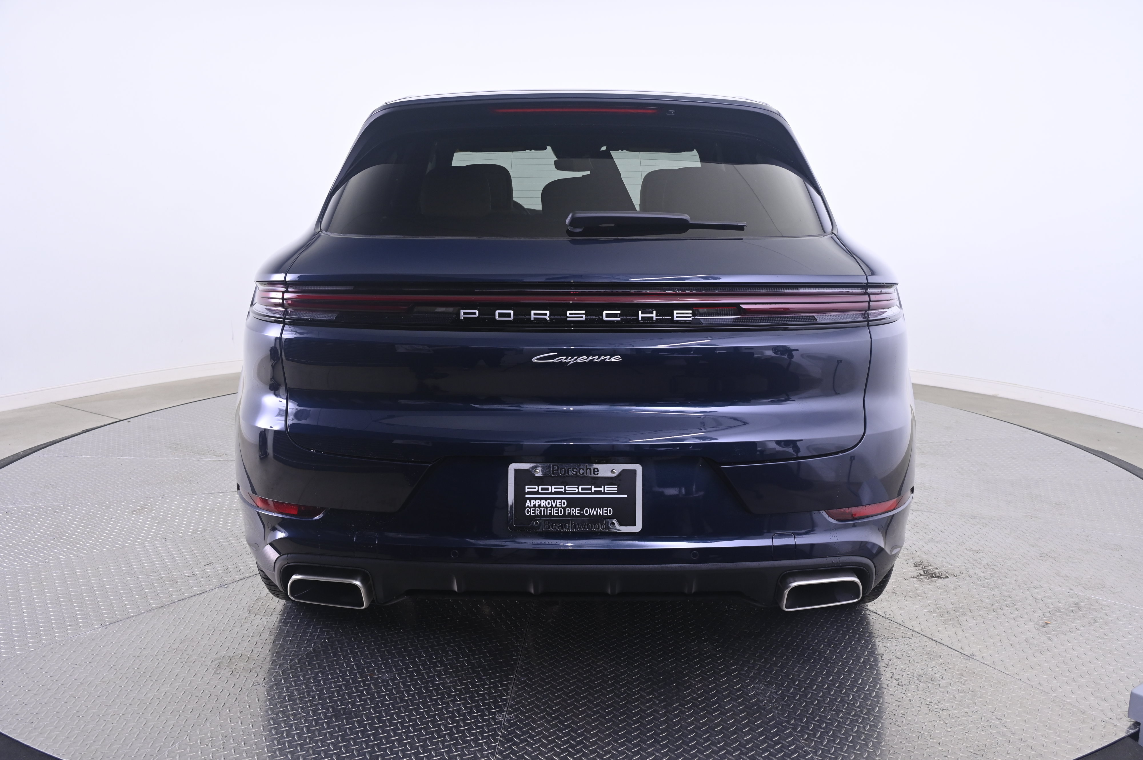 Certified 2026 Porsche Cayenne AWD/4WD image 6