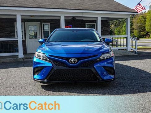 Used 2018 Toyota Camry SE w/ Moonroof Package image 11