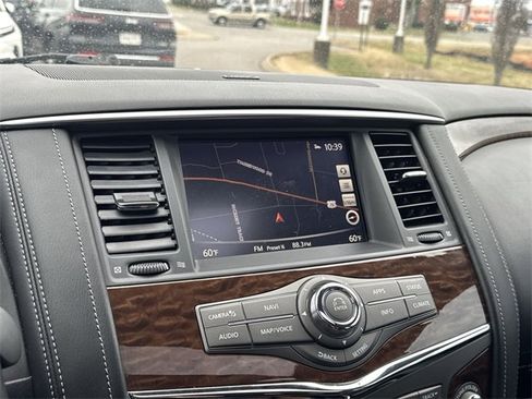 Used 2020 Nissan Armada Platinum image 21