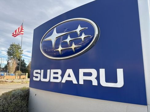 Used 2022 Subaru Forester Touring image 10