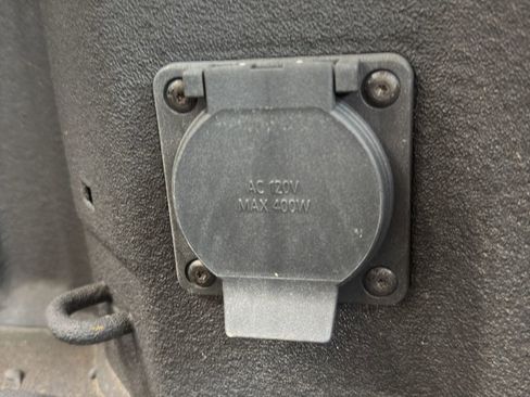 Used 2023 Chevrolet Silverado 1500 High Country w/ High Country Premium Package image 24