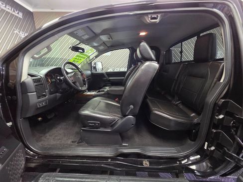 Used 2012 Nissan Titan SV image 18