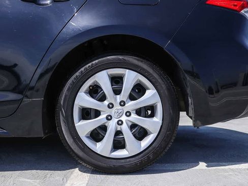 Used 2025 Toyota Corolla LE FWD image 10