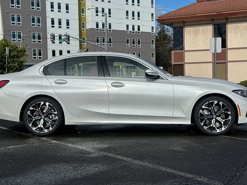 Used 2026 BMW 330i Sedan w/ Premium Package RWD image 8