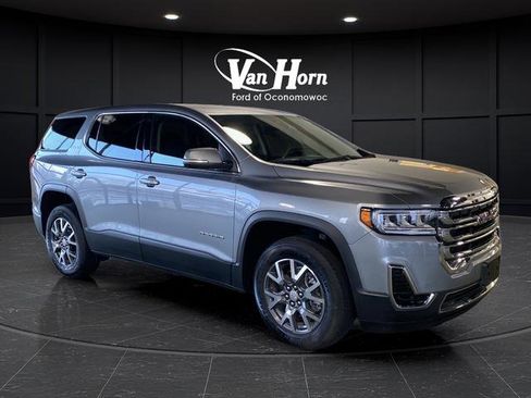 Used 2023 GMC Acadia SLE image 1