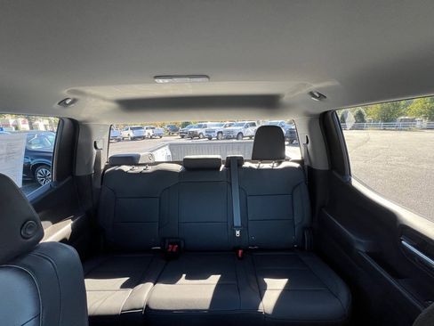 Used 2024 Chevrolet Silverado 1500 W/T w/ Z71 Off-Road Package image 13