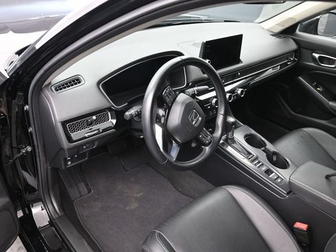 Used 2023 Honda Civic Touring image 13
