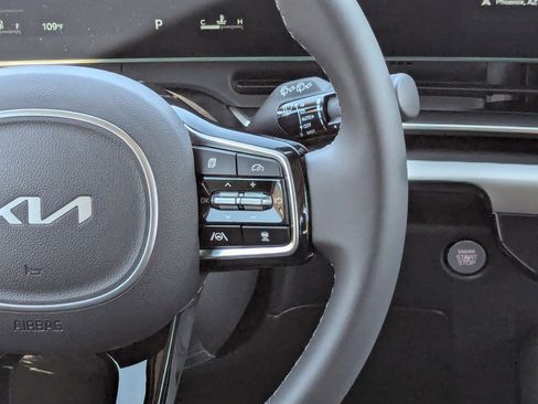 New 2026 Kia Carnival SX w/ SX Dark Edition Package image 18