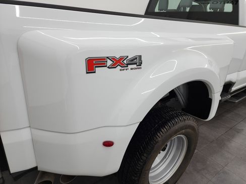 Used 2025 Ford F350 XL image 27