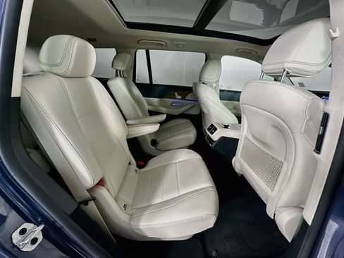 Certified 2025 Mercedes-Benz GLS 450 4MATIC image 29