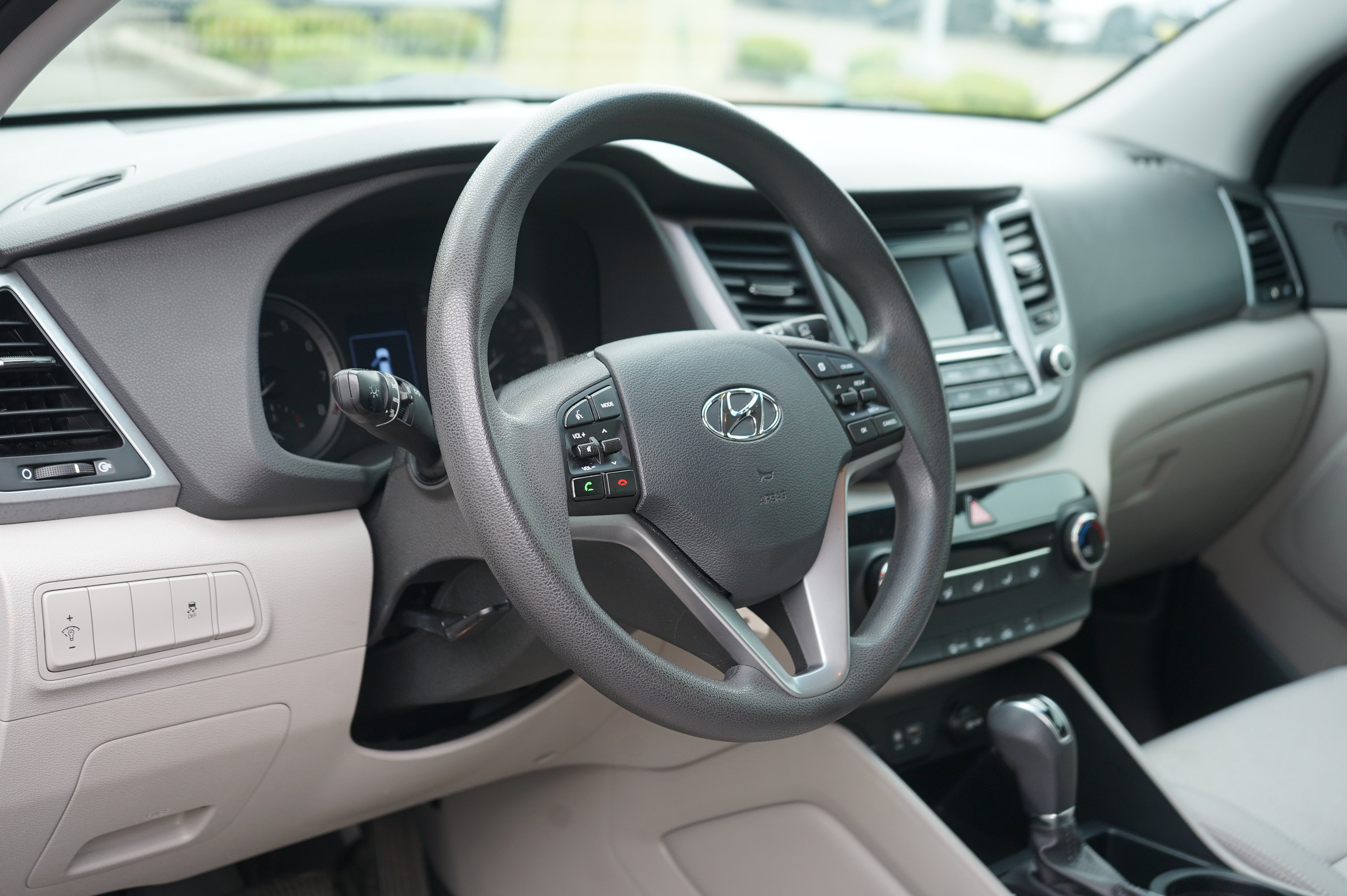 Used 2017 Hyundai Tucson SE w/ SE Popular Package 02 FWD image 15