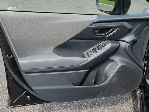 Certified 2024 Subaru Crosstrek 2.0i image 13