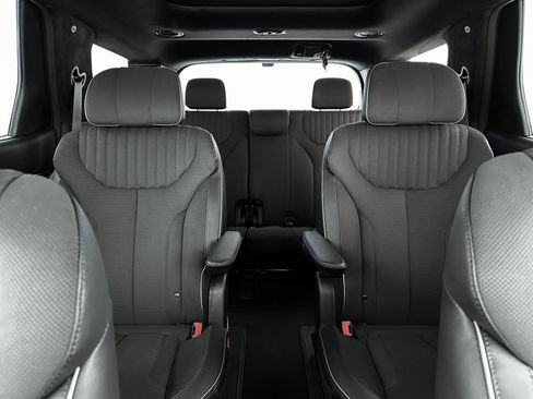 New 2025 Hyundai Palisade Calligraphy AWD/4WD image 16