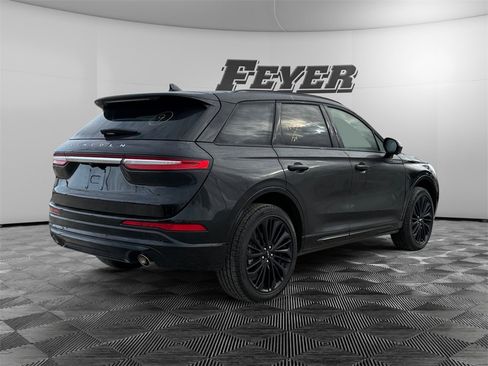 Used 2024 Lincoln Corsair Reserve w/ Equipment Group 201A image 5