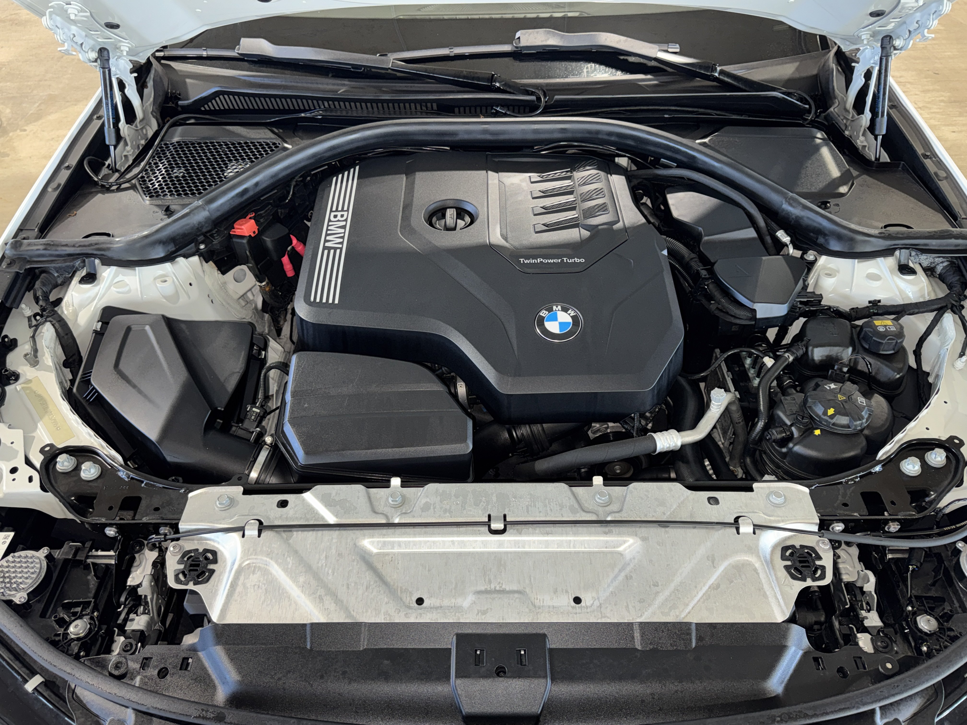 Used 2022 BMW 330i Sedan w/ Driving Assistance Package RWD image 21