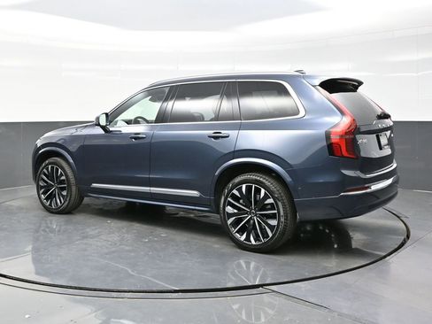 New 2026 Volvo XC90 B6 Plus w/ Protection Package Premier image 4