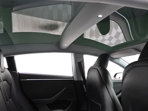 Used 2024 Tesla Model 3 Long Range AWD/4WD image 18