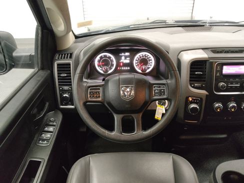 Used 2020 RAM 1500 Tradesman w/ Chrome Appearance Group RWD image 22