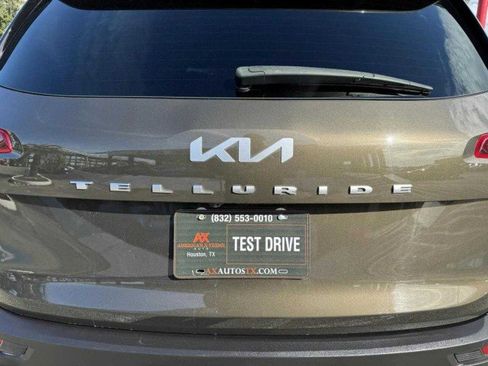 Used 2022 Kia Telluride SX image 17