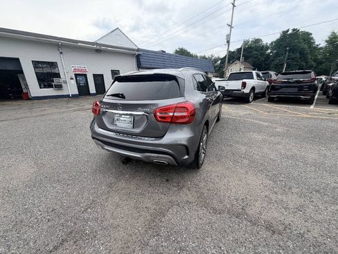 Used 2015 Mercedes-Benz GLA 250 4MATIC image 29