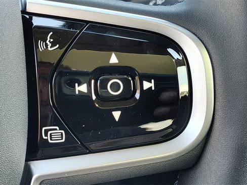 New 2026 Volvo XC60 B5 Plus w/ Climate Package image 15