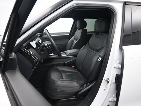 Used 2024 Land Rover Range Rover Sport SE AWD/4WD image 21