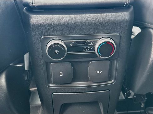 Used 2023 Ford Explorer XLT w/ Equipment Group 202A AWD/4WD image 26