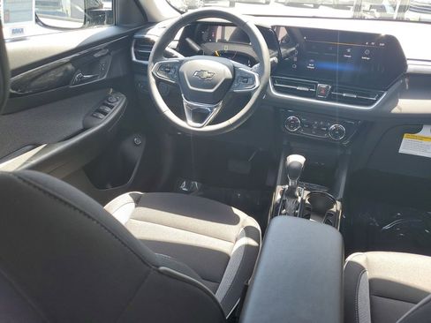 New 2026 Chevrolet TrailBlazer LT w/ Convenience Package FWD image 13