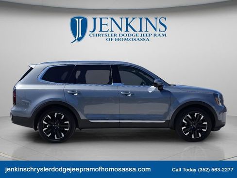 Used 2025 Kia Telluride SX Prestige image 8