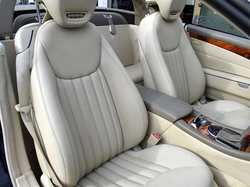 Used 2009 Mercedes-Benz SL 550 image 38
