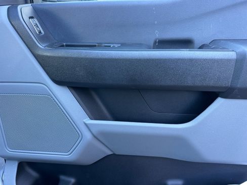 Used 2024 Ford F450 XL w/ XL Chrome Package image 17