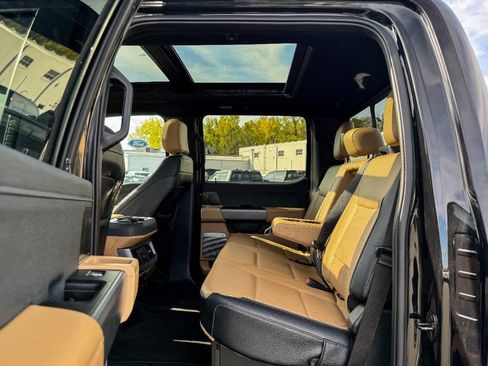 Used 2023 Ford F250 Lariat w/ Tremor Off-Road Package image 17