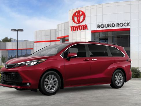 New 2026 Toyota Sienna XLE image 2