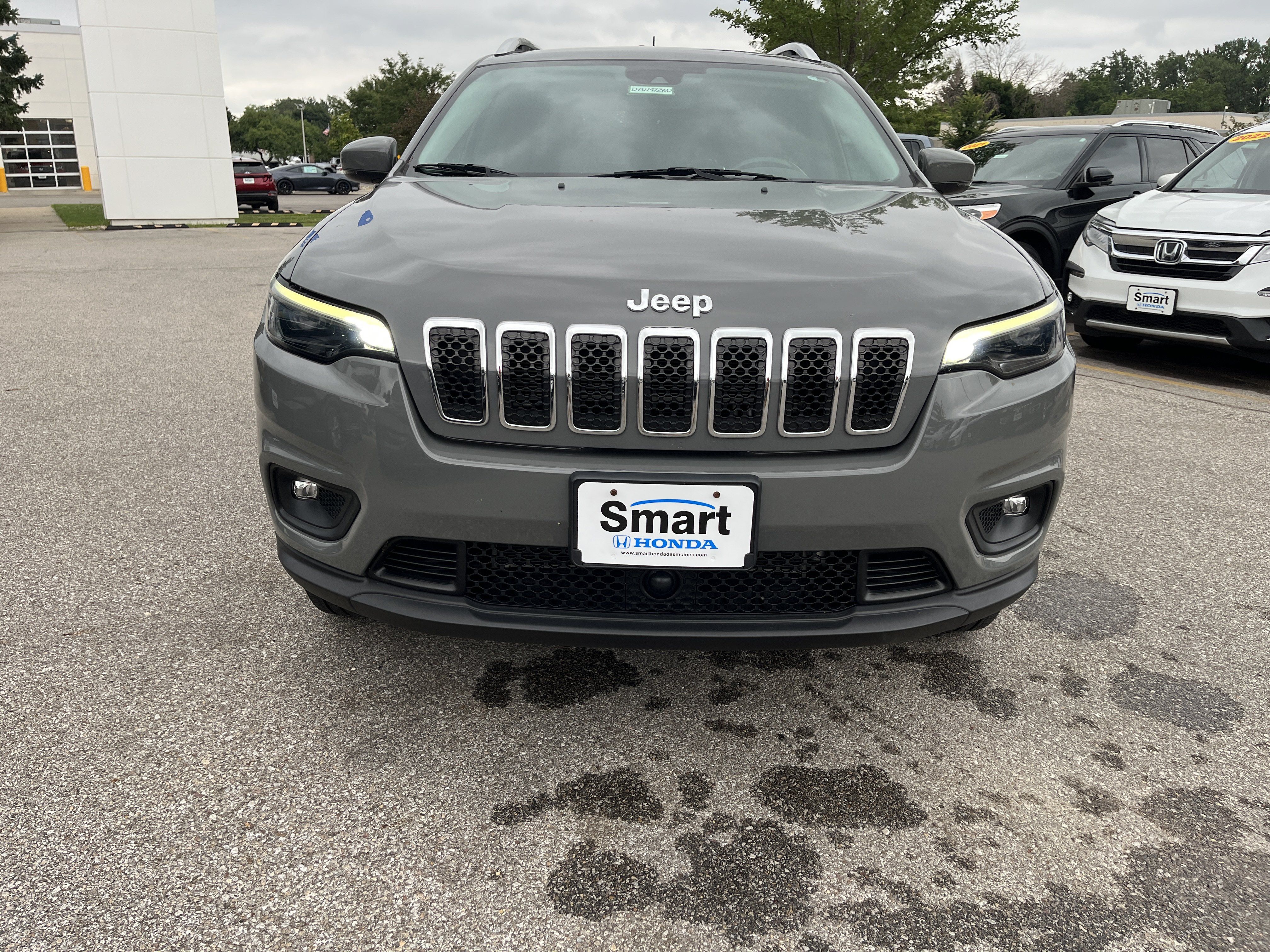 Used 2021 Jeep Cherokee Latitude Lux w/ Trailer Tow Group AWD/4WD image 9