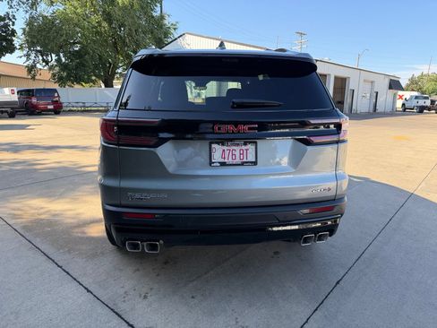 New 2026 GMC Acadia AT4 w/ Luxury Package AWD/4WD image 32
