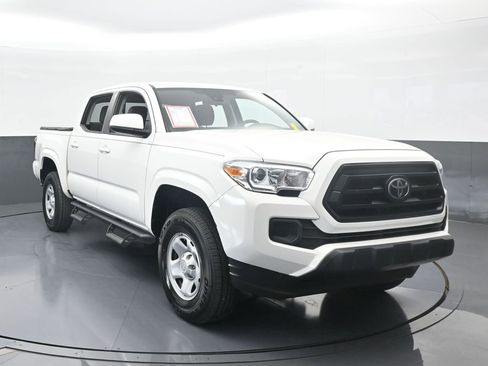 Used 2022 Toyota Tacoma 2WD Double Cab image 9