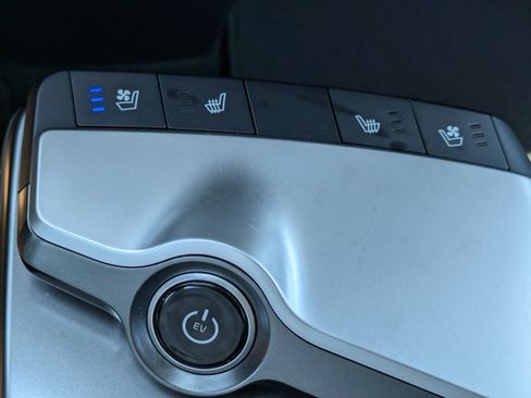 Certified 2023 Kia EV6 Wind w/ Wind Technology Package RWD image 30