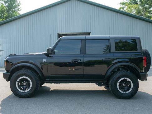 Used 2023 Ford Bronco Big Bend w/ Sasquatch Package AWD/4WD image 6