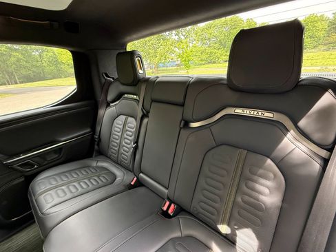 Used 2024 Rivian R1T Adventure AWD/4WD image 26