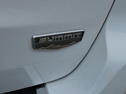 Used 2020 Jeep Grand Cherokee Summit AWD/4WD image 12