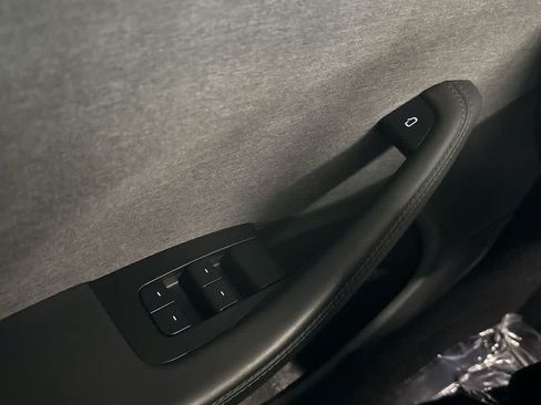 Used 2025 Tesla Model 3 RWD image 18