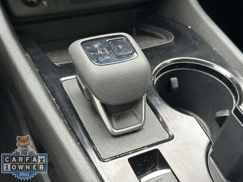 Used 2025 Nissan Rogue SV AWD/4WD image 31