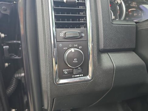Used 2017 RAM 2500 Laramie AWD/4WD image 24
