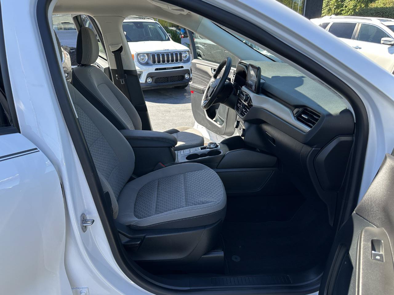 Used 2021 Ford Escape SE w/ Convenience Package AWD/4WD image 41