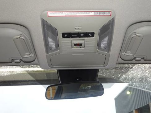 Used 2021 Toyota RAV4 XLE image 24