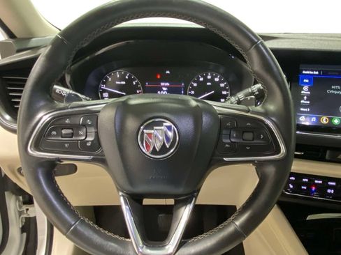 Used 2022 Buick Envision Preferred FWD image 21