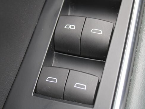 Used 2024 GMC Acadia AT4 w/ Super Cruise Package AWD/4WD image 21